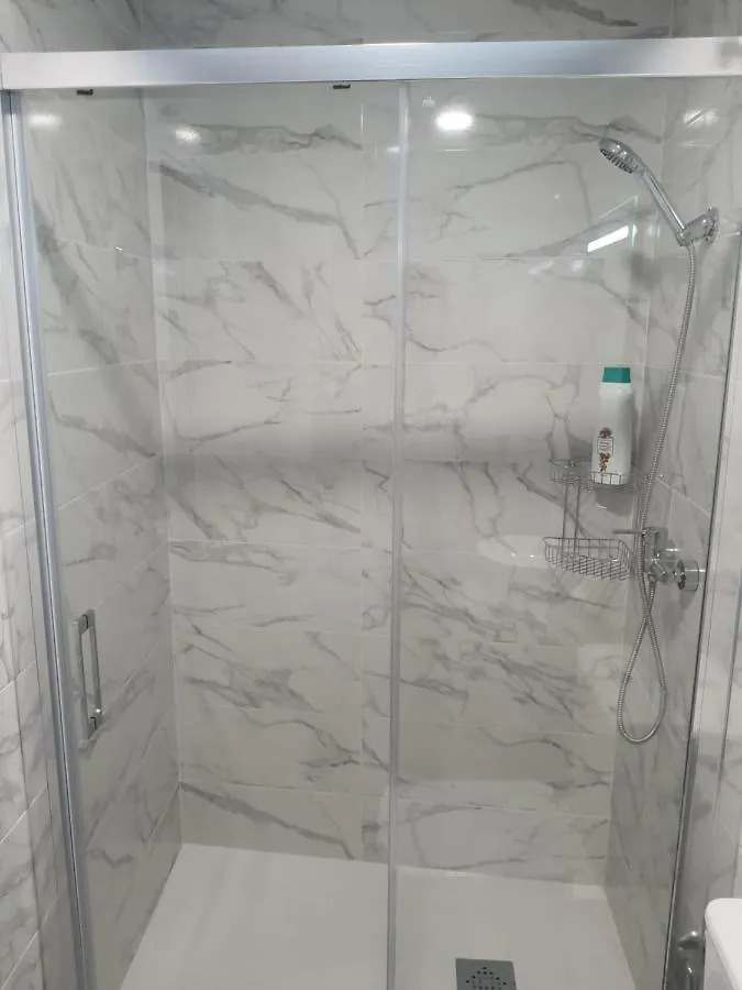 Fantastico Piso A 5 Minutos De La Estacion De Bus Y Tren A Metros De La Playa Apartment Malaga Spain