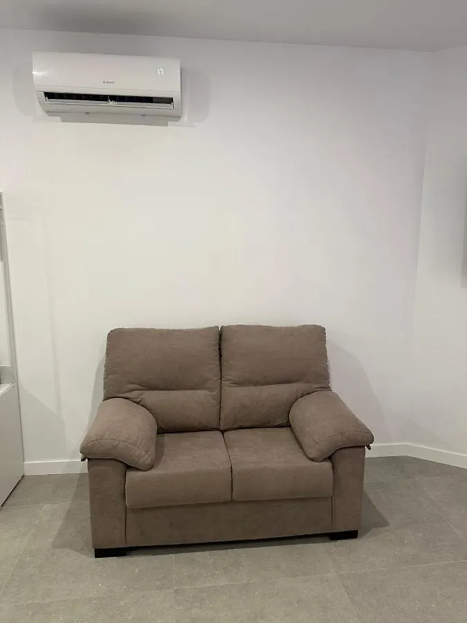 Fantastico Piso A 5 Minutos De La Estacion De Bus Y Tren A Metros De La Playa Apartment Malaga