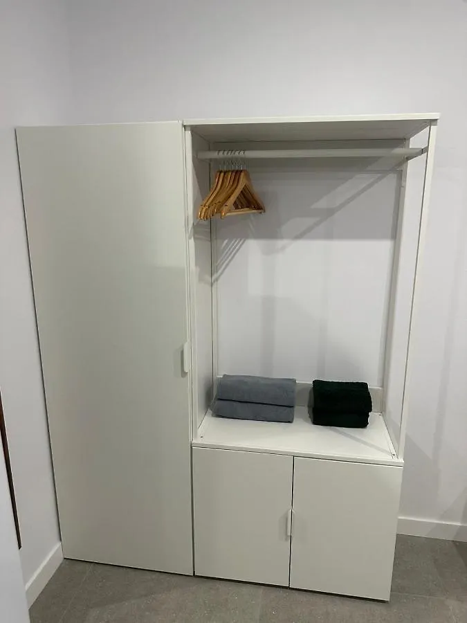 Fantastico Piso A 5 Minutos De La Estacion De Bus Y Tren A Metros De La Playa Apartment Malaga 0*,